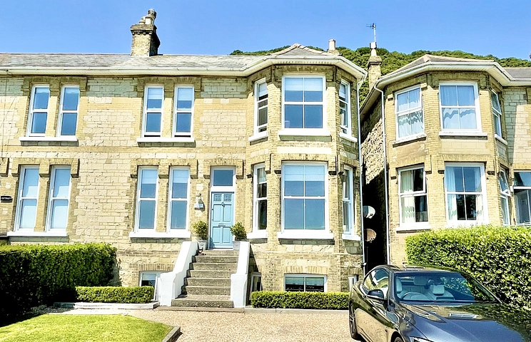 Little Grosvenor - Grosvenor House St Boniface Road, Ventnor, South Wight, United Kingdom, PO38