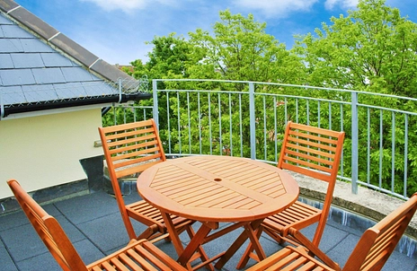 4 Highlands Apartment  - Priory Road, Shanklin, South Wight, United Kingdom, PO37