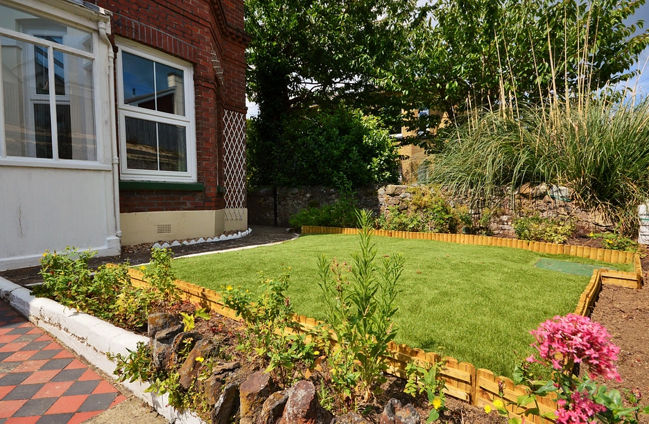 Kenmare Cottage - 16 North Road, Shanklin, South Wight, United Kingdom, PO37