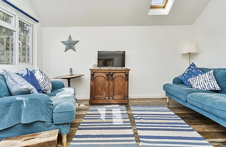 28 Marsh Road - 28 Marsh Road, Gurnard, North Wight, United Kingdom, PO31