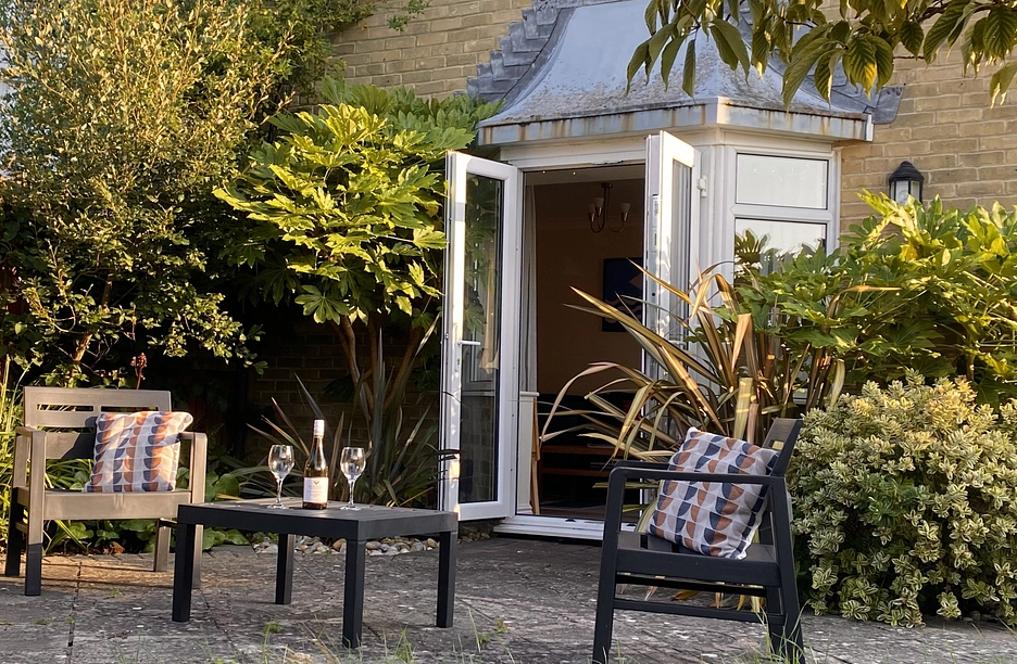 Hope House - 2a Osborne Road, East Cowes, North Wight, United Kingdom, PO32