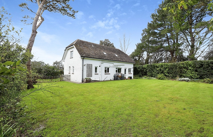 Rofford Lodge - Rofford House, Thorley Road, Yarmouth, West Wight, United Kingdom, PO41